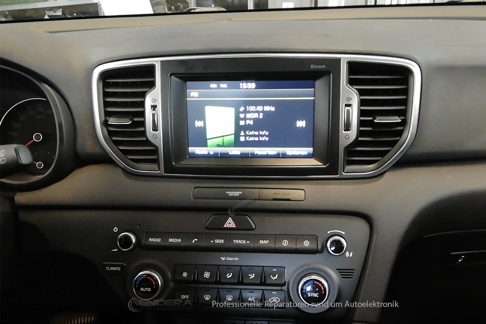 Navi Displayfehler Reparatur KIA Sportage QL